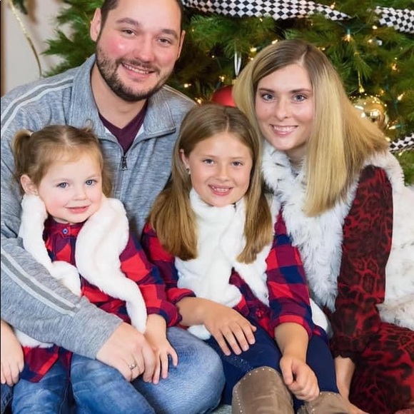 Meet your Posher, Amanda - Picture 1 of 1